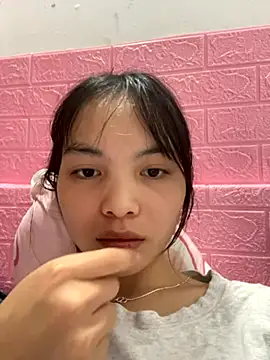 Snapshot of Tina_x chatting on 12-05-25, 06:33 Tina x online show from 12-05-25, 06:33