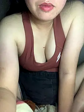 Clair zee online show from 10-26-25, 06:14