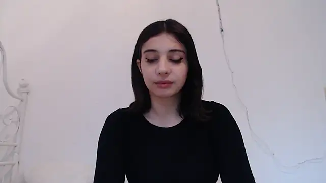 bellefleurrr online show from 04-27-26, 06:39