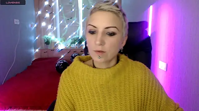 Sweet-n-Strong online show from 11-09-25, 08:34