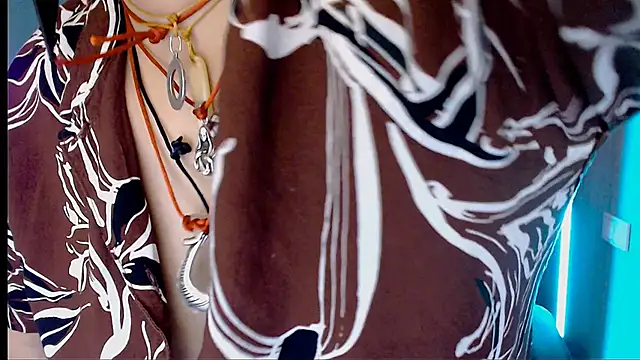 Sweet-n-Strong online show from 03-05-26, 11:50