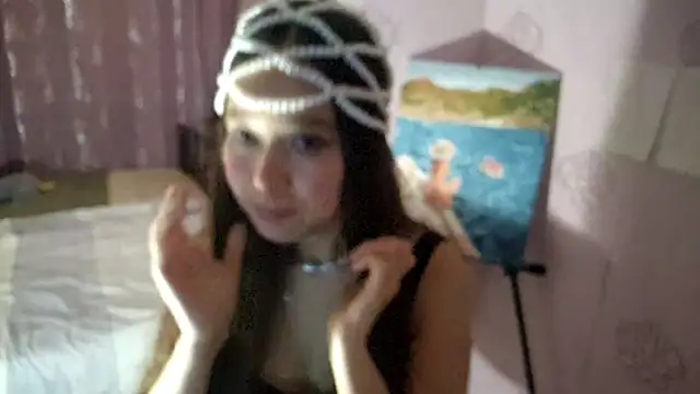 Snapshot of LumiHeart chatting on 10-31-25, 03:57 LumiHeart online show from 10-31-25, 03:57