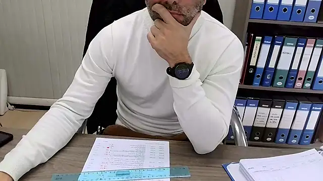 Evasionee online show from 11-24-25, 09:20