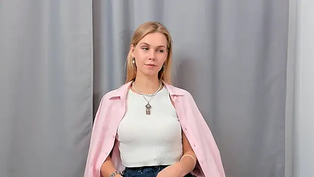 FranceDeare online show from 10-28-25, 09:24