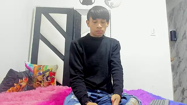 Snapshot of ALEXANDRO_BOVER chatting on 11-07-25, 07:14 ALEXANDRO BOVER online show from 11-07-25, 07:14