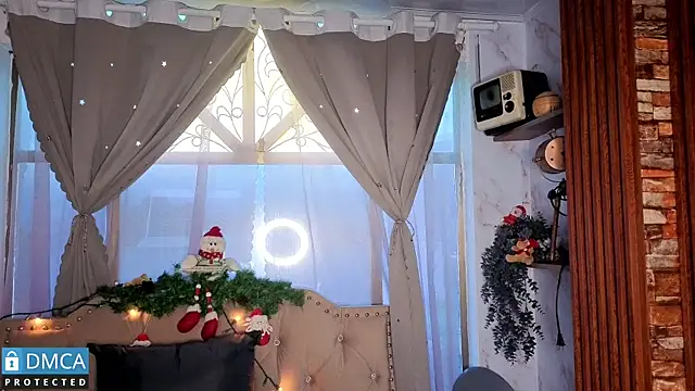 eva delight  online show from 12-18-25, 11:05