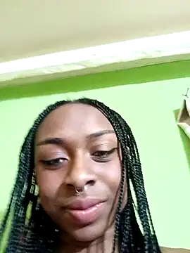 Snapshot of blue_velvett chatting on 10-24-25, 05:42 blue velvett online show from 10-24-25, 05:42