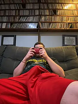 Snapshot of Bobfish1765 chatting on 04-15-26, 02:02 Bobfish1765 online show from 04-15-26, 02:02