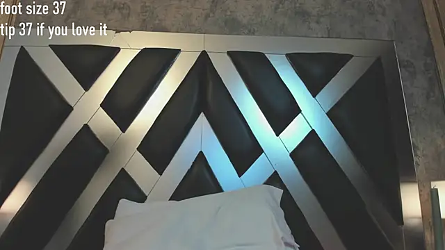 CloePerson online show from 04-04-26, 11:57