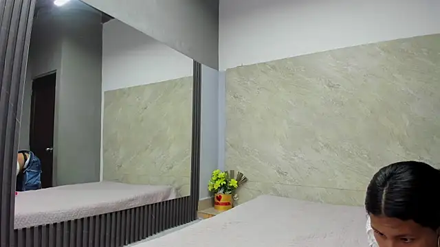 Snapshot of Sarahh-19 chatting on 11-07-25, 11:54 Sarahh-19 online show from 11-07-25, 11:54