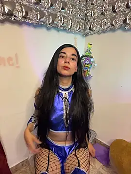 Snapshot of wetbyAlice chatting on 10-26-25, 12:05 wetbyAlice online show from 10-26-25, 12:05