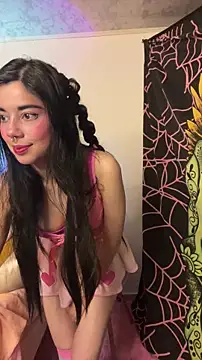 Snapshot of wetbyAlice chatting on 11-23-25, 12:21 wetbyAlice online show from 11-23-25, 12:21