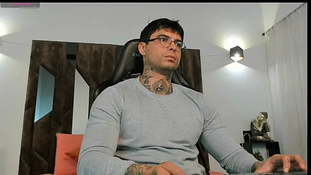 MATEO DILUCA online show from 11-05-25, 10:15