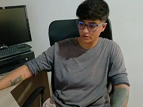 zarek boston online show from 12-17-25, 11:27