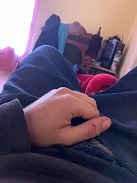 Snapshot of Unique-Man chatting on 12-05-25, 11:52 Unique-Man online show from 12-05-25, 11:52