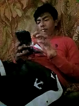 GuzzMiranda18 online show from 12-17-25, 02:17