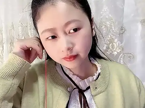 Snapshot of nuannuan35593 chatting on 11-08-25, 12:05 nuannuan35593 online show from 11-08-25, 12:05