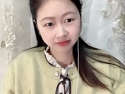 Snapshot of nuannuan35593 chatting on 11-18-25, 12:20 nuannuan35593 online show from 11-18-25, 12:20