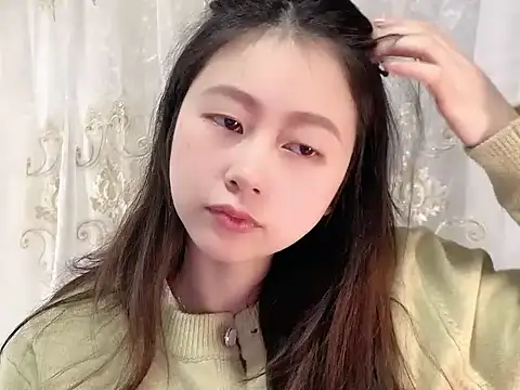 Snapshot of nuannuan35593 chatting on 11-21-25, 12:15 nuannuan35593 online show from 11-21-25, 12:15