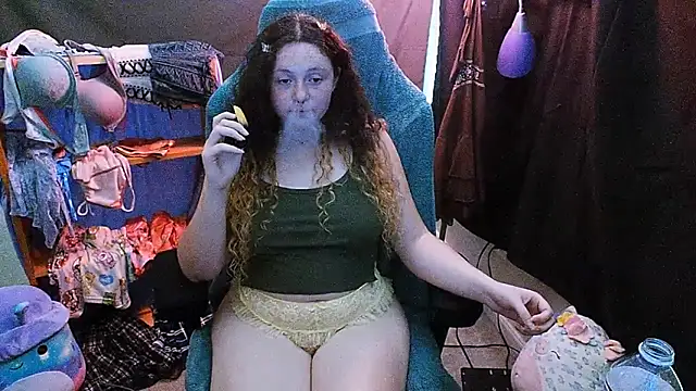 Snapshot of sugasunny04 chatting on 01-06-26, 08:45 sugasunny04 online show from 01-06-26, 08:45