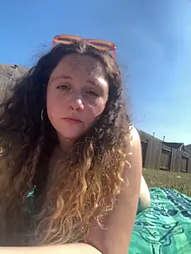 Snapshot of sugasunny04 chatting on 02-16-26, 07:32 sugasunny04 online show from 02-16-26, 07:32