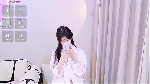 xiaoxi---n online show from 11-22-25, 09:52