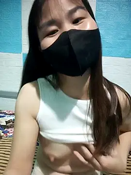 Donatella28 online show from 11-28-25, 04:42