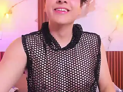 SamLopez1 online show from 11-06-25, 03:07