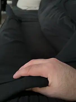 Snapshot of hasanka62 chatting on 02-17-26, 03:08 hasanka62 online show from 02-17-26, 03:08