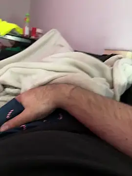 Snapshot of hasanka62 chatting on 03-08-26, 09:35 hasanka62 online show from 03-08-26, 09:35