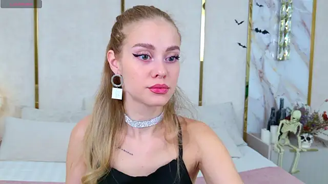 Snapshot of Rose_Masson chatting on 11-01-25, 05:20 Rose Masson online show from 11-01-25, 05:20