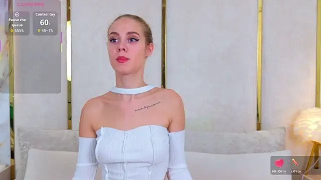 Snapshot of Rose_Masson chatting on 11-12-25, 07:53 Rose Masson online show from 11-12-25, 07:53