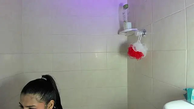 Leyacopper  online show from 02-27-26, 11:27