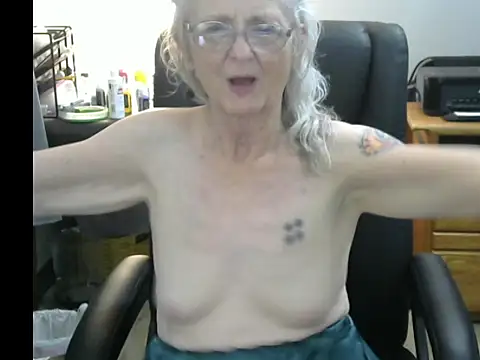 JoleneDelacroix online show from 12-21-25, 04:52