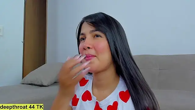 hanathompson   0 online show from 11-09-25, 02:48