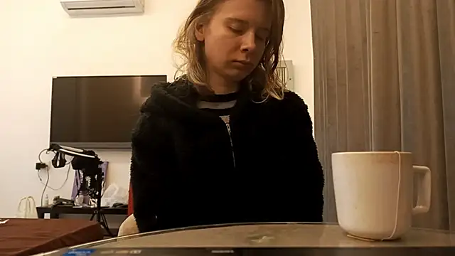 MargaretFairy online show from 12-20-25, 04:14