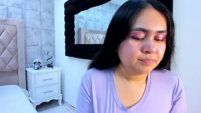 AmaraWolf online show from 11-18-25, 08:35