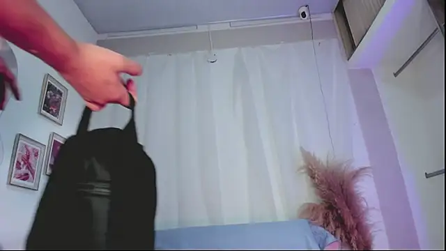 Sweetiee Aurora online show from 11-27-25, 08:22