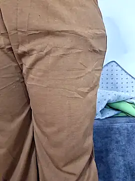 Mia fox29 online show from 11-17-25, 11:49