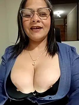 Angie milf50 online show from 11-08-25, 03:18