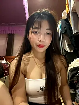 Snapshot of Zlienr023 chatting on 11-09-25, 02:21 Zlienr023 online show from 11-09-25, 02:21