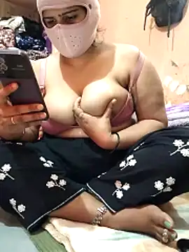 CUTE-GIRL-1 online show from 02-03-26, 04:23