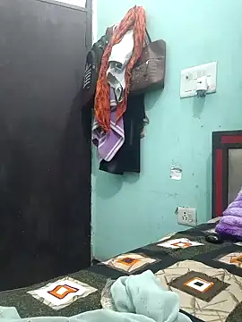 CUTE-GIRL-1 online show from 04-22-26, 07:55