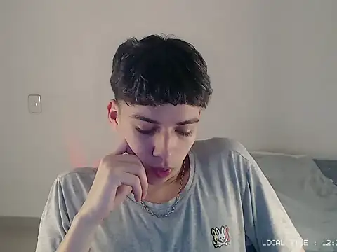 Sett 01 online show from 11-08-25, 05:18