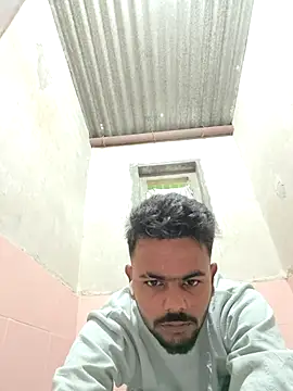 Snapshot of devil_boy_0909 chatting on 11-08-25, 02:01 devil boy 0909 online show from 11-08-25, 02:01