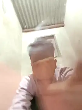 Snapshot of devil_boy_0909 chatting on 11-15-25, 02:20 devil boy 0909 online show from 11-15-25, 02:20