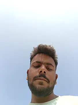 Snapshot of devil_boy_0909 chatting on 11-18-25, 08:19 devil boy 0909 online show from 11-18-25, 08:19