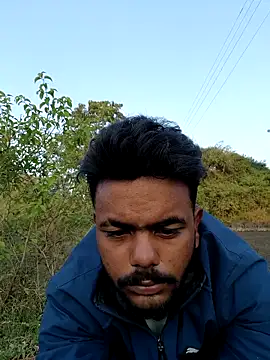 Snapshot of devil_boy_0909 chatting on 11-19-25, 01:49 devil boy 0909 online show from 11-19-25, 01:49