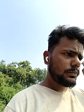 Snapshot of devil_boy_0909 chatting on 11-24-25, 05:07 devil boy 0909 online show from 11-24-25, 05:07