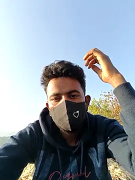 Snapshot of devil_boy_0909 chatting on 12-01-25, 02:49 devil boy 0909 online show from 12-01-25, 02:49